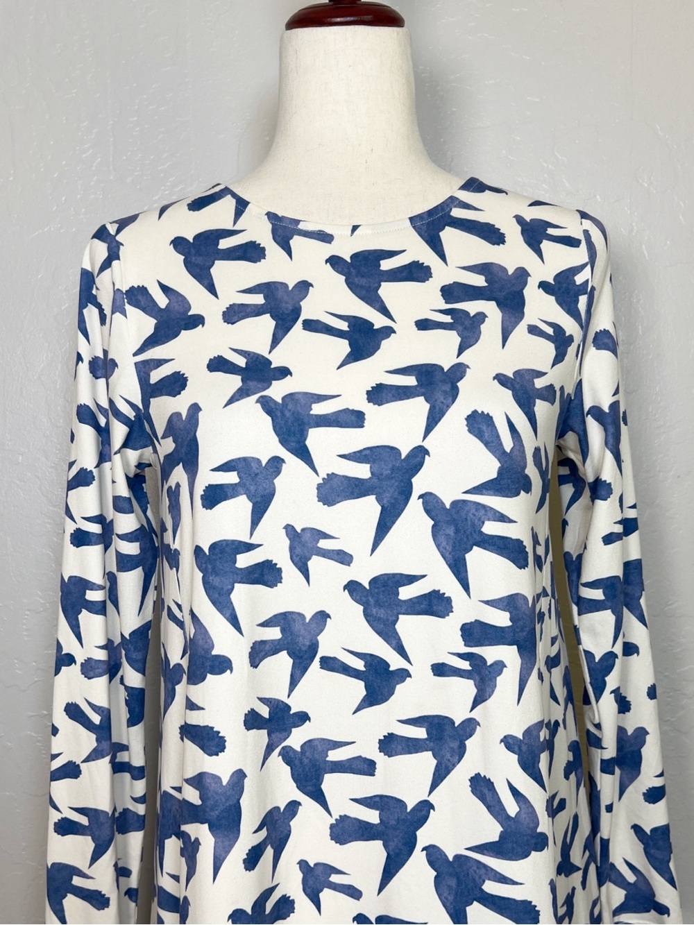 DAINTY JEWELLS Women’s Size XS Blue Bird Print Your Favorite A-Line Midi Dress - Picture 4 of 11